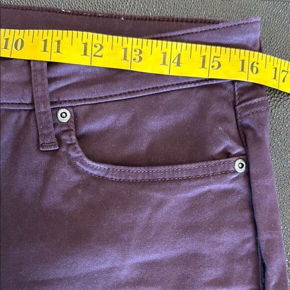 NYDJ Purple/Burgundy Flate Jeans Stretch Denim size 10 - Picture 4 of 8